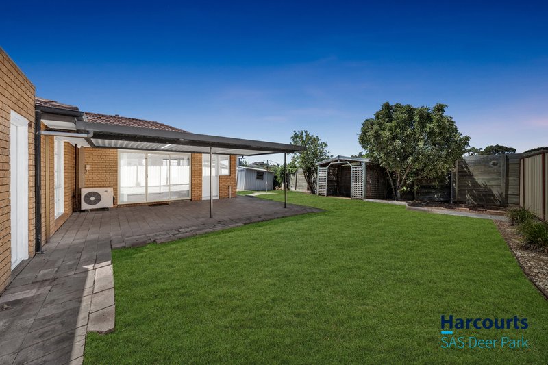 Photo - 111 Denton Avenue, St Albans VIC 3021 - Image 15
