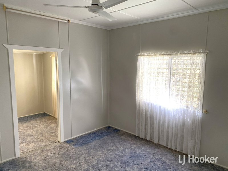 Photo - 111 Doonkuna Street, Kingaroy QLD 4610 - Image 6