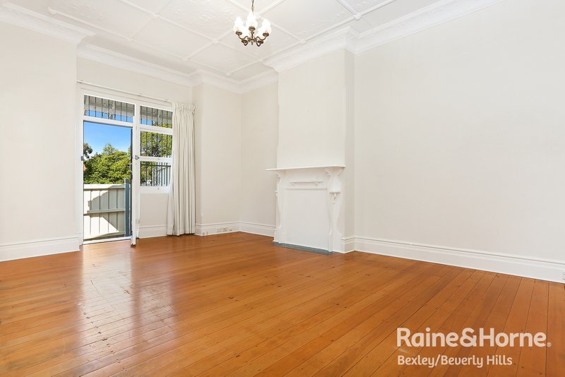 Photo - 1/11 Dunmore Street, Bexley NSW 2207 - Image 2