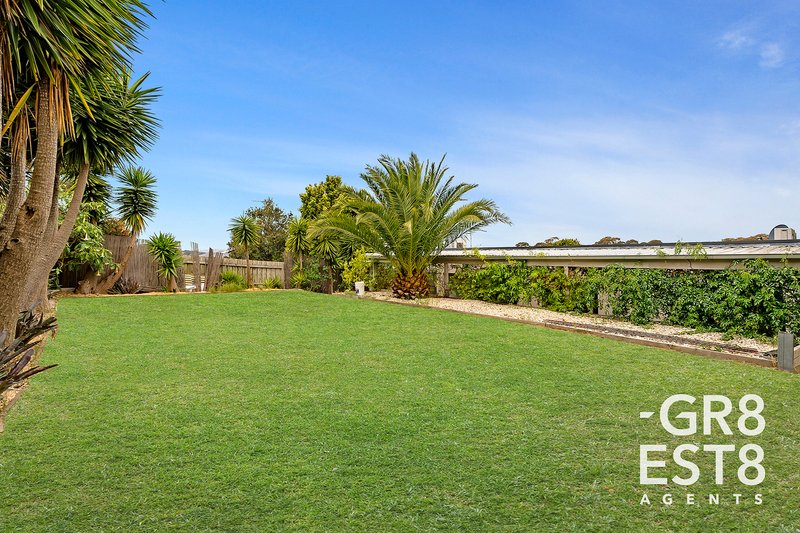 Photo - 111 Eagle Drive, Pakenham VIC 3810 - Image 23