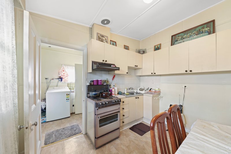 Photo - 111 Edward Street, Brunswick VIC 3056 - Image 4