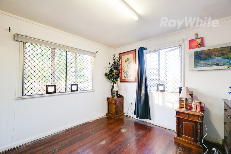 Photo - 111 Edwards Street, Flinders View QLD 4305 - Image 9