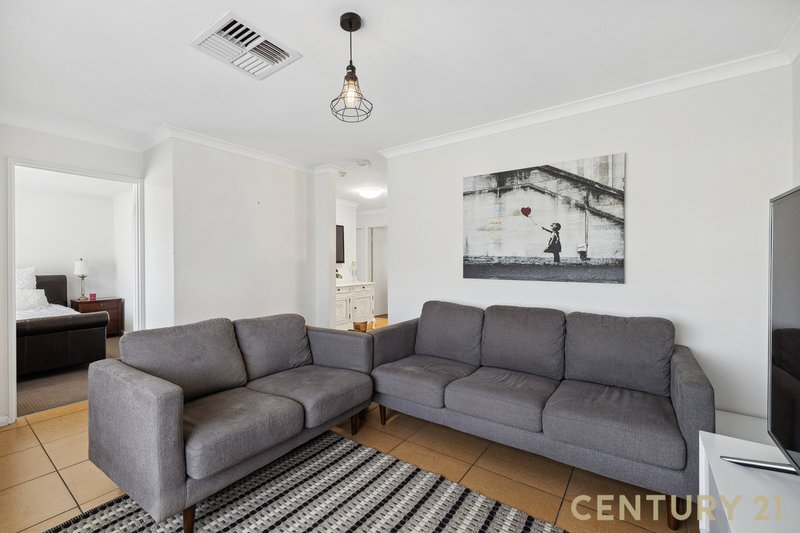 Photo - 1/11 Ellam Street, St James WA 6102 - Image 5