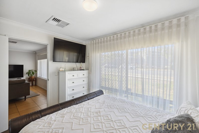 Photo - 1/11 Ellam Street, St James WA 6102 - Image 12