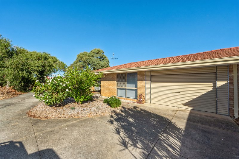 Photo - 1/11 Erica Street, Coodanup WA 6210 - Image 15