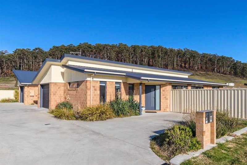 1/11 Explorer Drive, Turners Beach TAS 7315