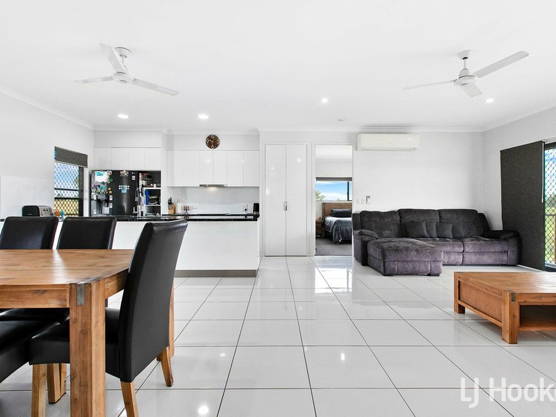 Photo - 111 Findlay Road, Grahams Creek QLD 4650 - Image 6