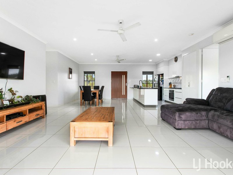 Photo - 111 Findlay Road, Grahams Creek QLD 4650 - Image 7