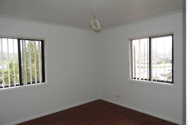 Photo - 1/11 Foley Street, Gwynneville NSW 2500 - Image 12