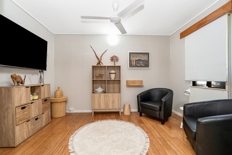 Photo - 111 Framara Drive, Kelso QLD 4815 - Image 13