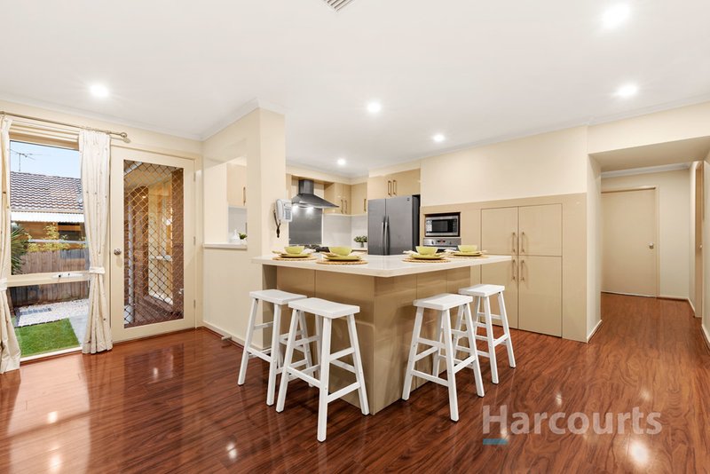 Photo - 1/11 Freshfield Avenue, Wantirna VIC 3152 - Image 3