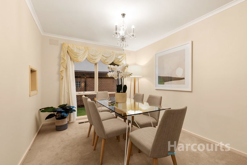 Photo - 1/11 Freshfield Avenue, Wantirna VIC 3152 - Image 6