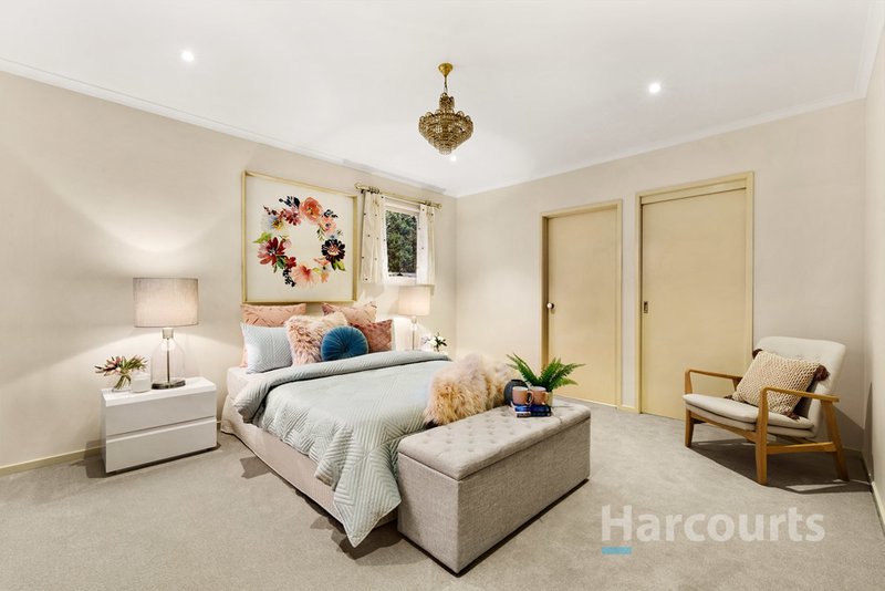 Photo - 1/11 Freshfield Avenue, Wantirna VIC 3152 - Image 7