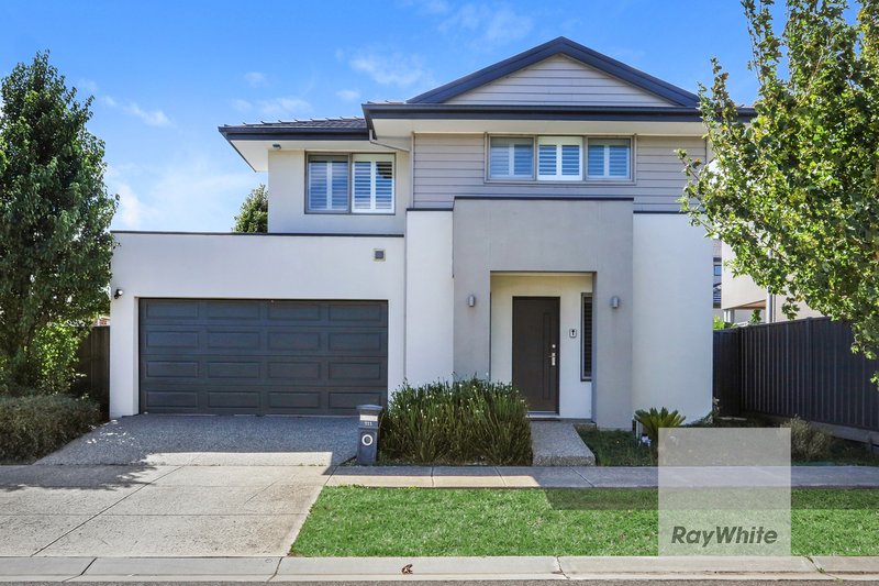 111 Frontier Avenue, Greenvale VIC 3059