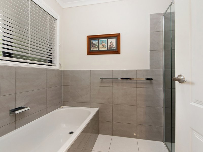 Photo - 111 Gladrose Crescent, Wongawallan QLD 4210 - Image 17