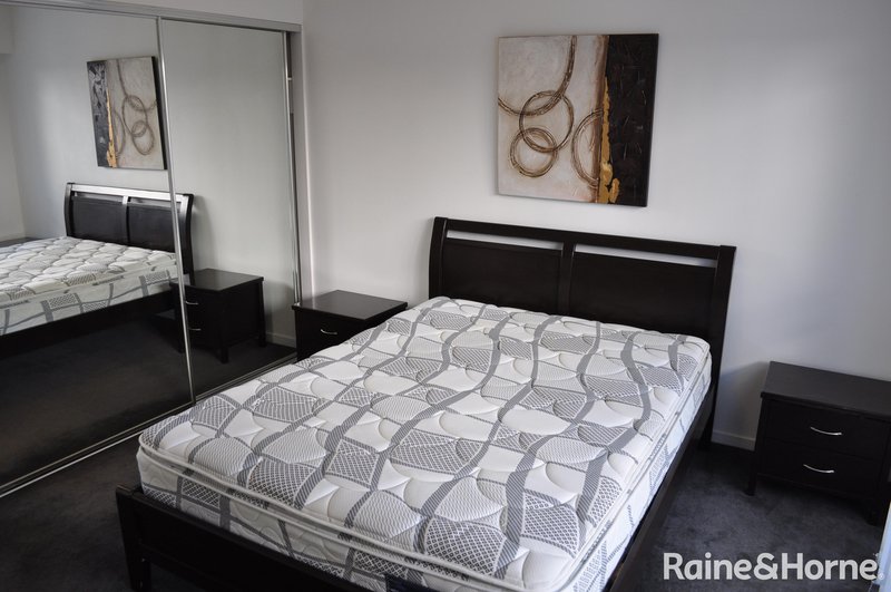 Photo - 1/11 Glenlyon Street, Gladstone Central QLD 4680 - Image 10