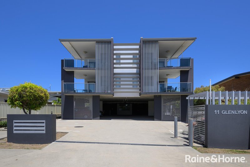 Photo - 1/11 Glenlyon Street, Gladstone Central QLD 4680 - Image 21