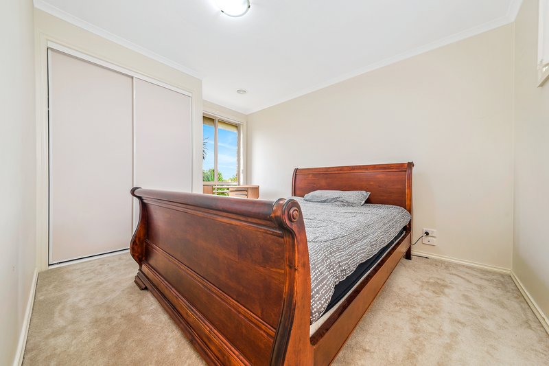 Photo - 111 Golden Grove Drive, Narre Warren South VIC 3805 - Image 13