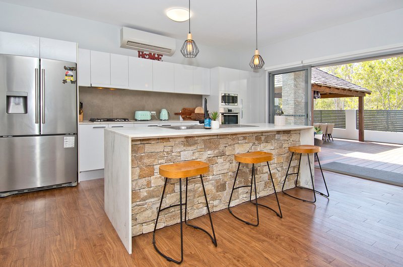 Photo - 1/11 Grasslands Crescent, Reedy Creek QLD 4227 - Image 2