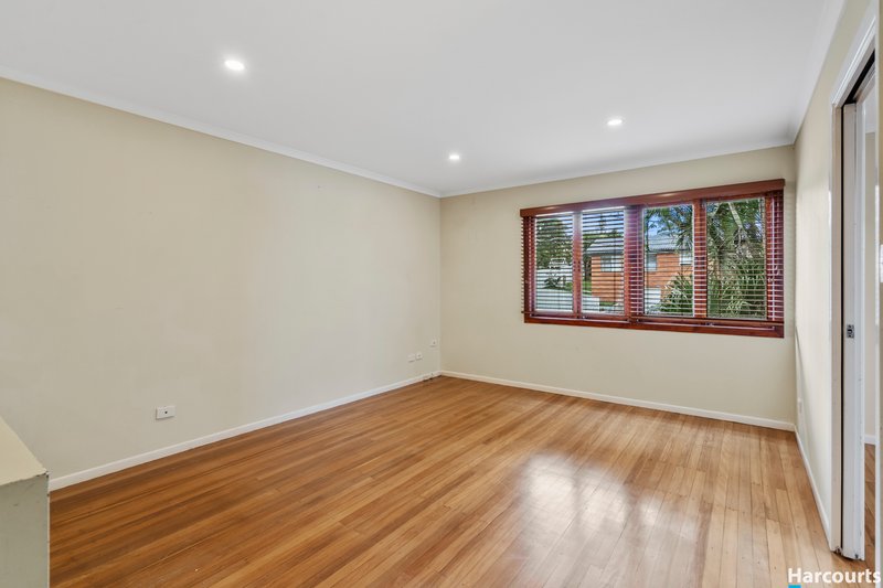 Photo - 111 Greta Street, Manly West QLD 4179 - Image 4