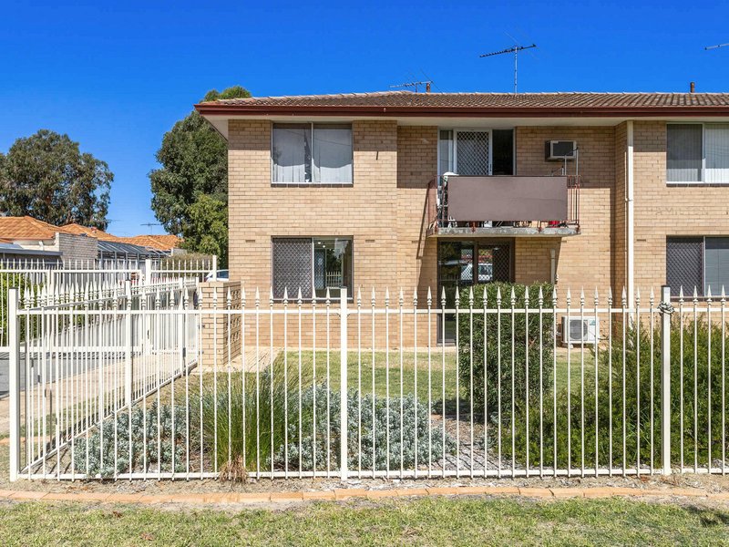 Photo - 1/11 Hamilton Street, Osborne Park WA 6017 - Image 21