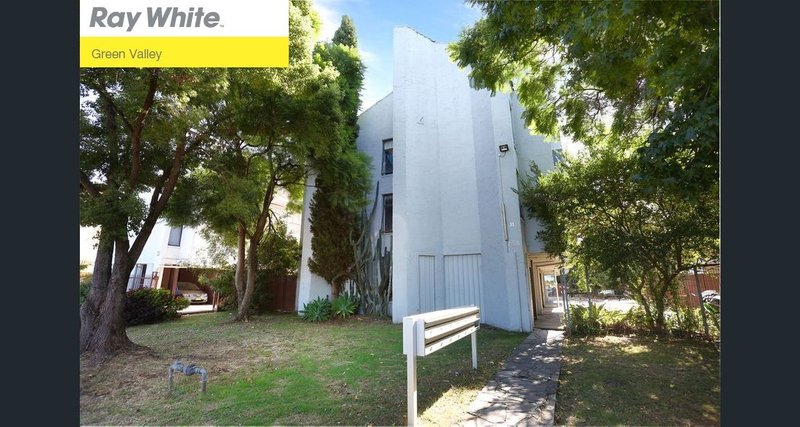 1/11 Hart Street, Warwick Farm NSW 2170