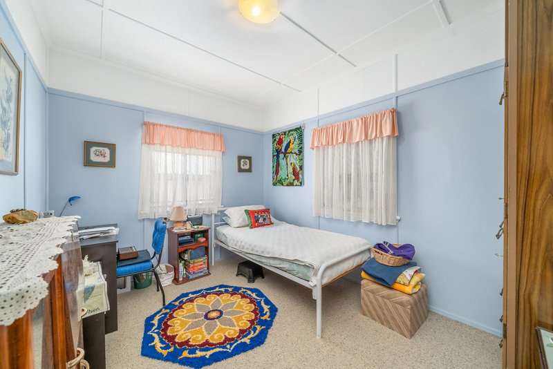 Photo - 111 Holmes Street, Brighton QLD 4017 - Image 10