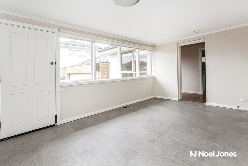 Photo - 1/11 Janet Street, Templestowe Lower VIC 3107 - Image 4