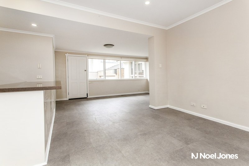 Photo - 1/11 Janet Street, Templestowe Lower VIC 3107 - Image 9