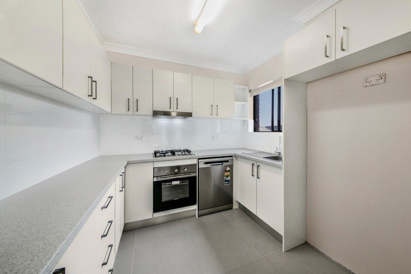 Photo - 1/11 Jessie St , Westmead NSW 2145 - Image 2