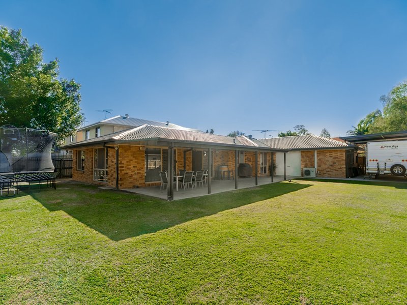 Photo - 111 Kameruka Street, Calamvale QLD 4116 - Image 10