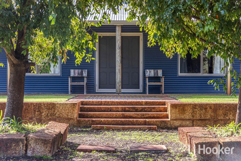 Photo - 111 Kangaroo Loop, Birchmont WA 6214 - Image 1