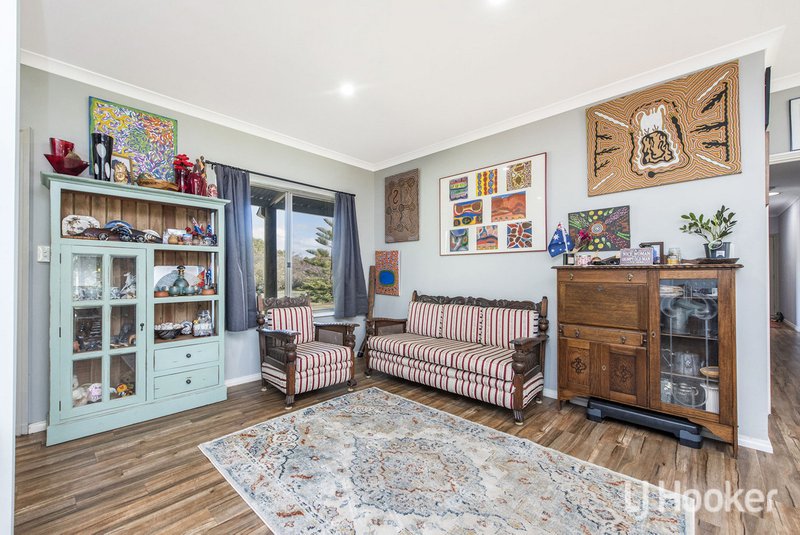 Photo - 111 Kangaroo Loop, Birchmont WA 6214 - Image 12