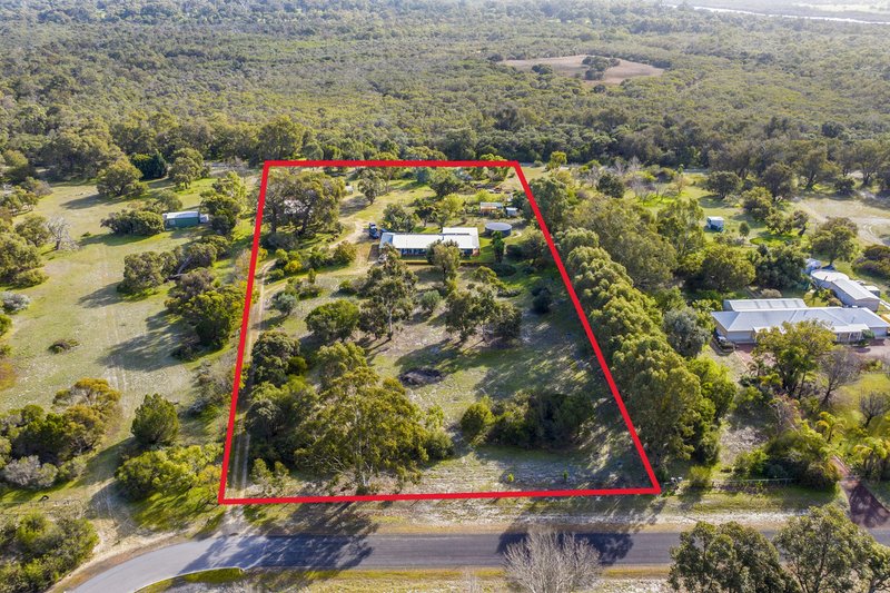 Photo - 111 Kangaroo Loop, Birchmont WA 6214 - Image 22
