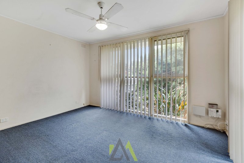 Photo - 111 Karingal Drive, Frankston VIC 3199 - Image 5