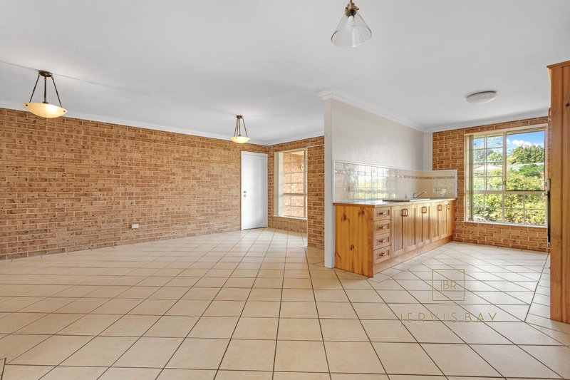 Photo - 1/11 Leumeah Street, Sanctuary Point NSW 2540 - Image 2