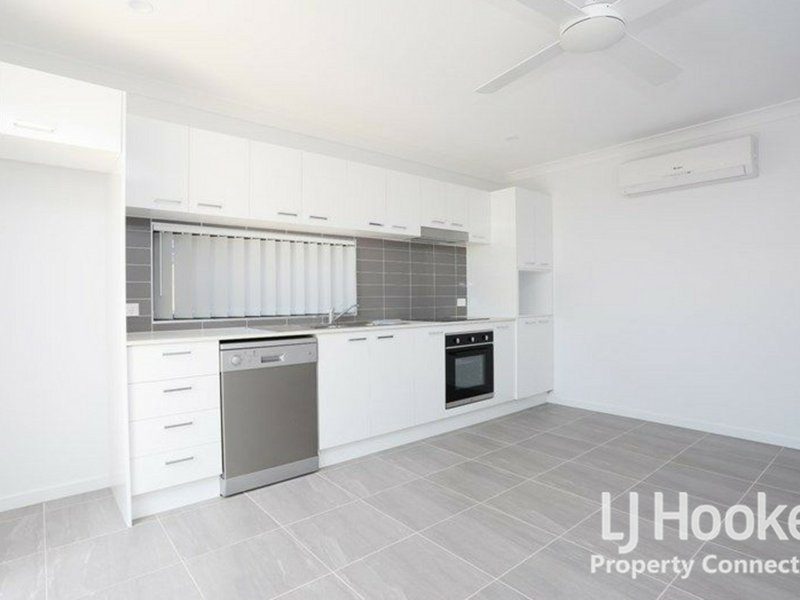Photo - 1/11 Liberator Street, Griffin QLD 4503 - Image 3