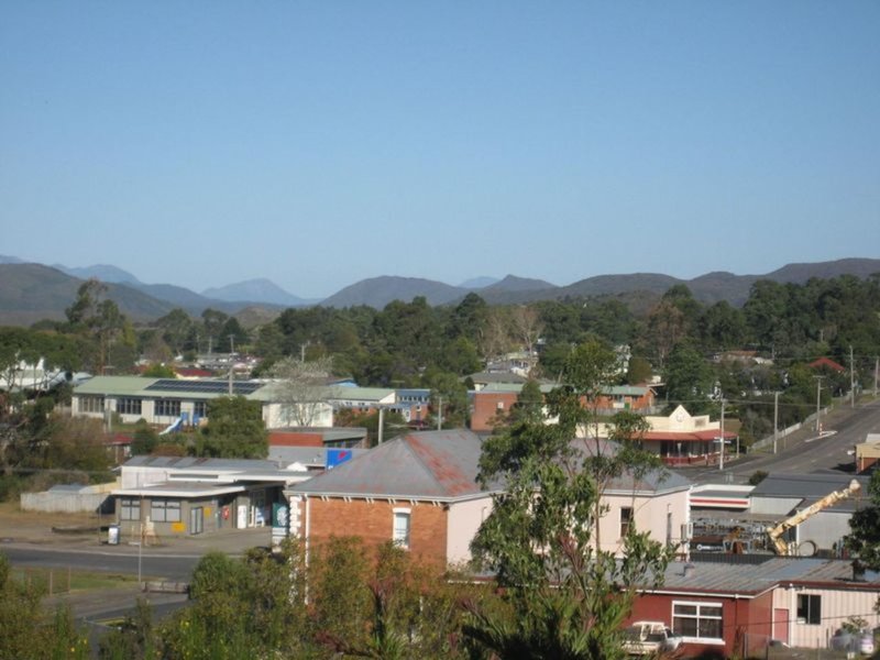 Photo - 111 Main Street, Zeehan TAS 7469 - Image 9