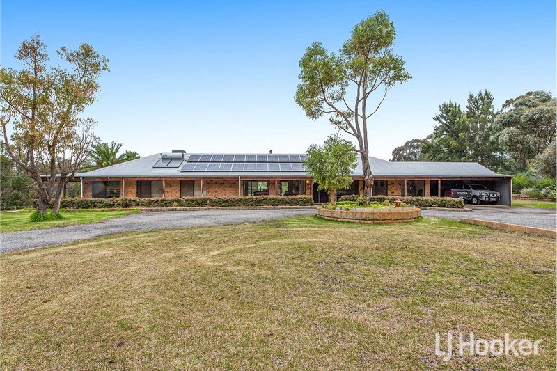 Photo - 111 Mallee Drive, Karnup WA 6176 - Image 2