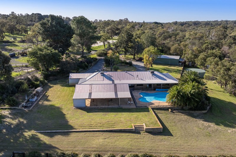 Photo - 111 Mallee Drive, Karnup WA 6176 - Image 10