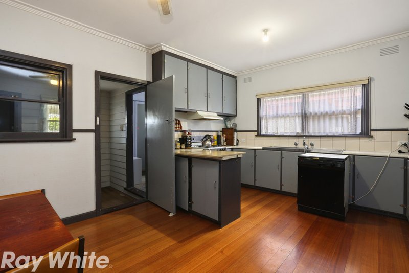 Photo - 111 Mcclelland Avenue, Lara VIC 3212 - Image 3