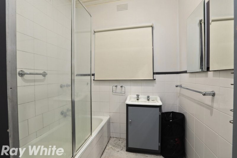 Photo - 111 Mcclelland Avenue, Lara VIC 3212 - Image 5