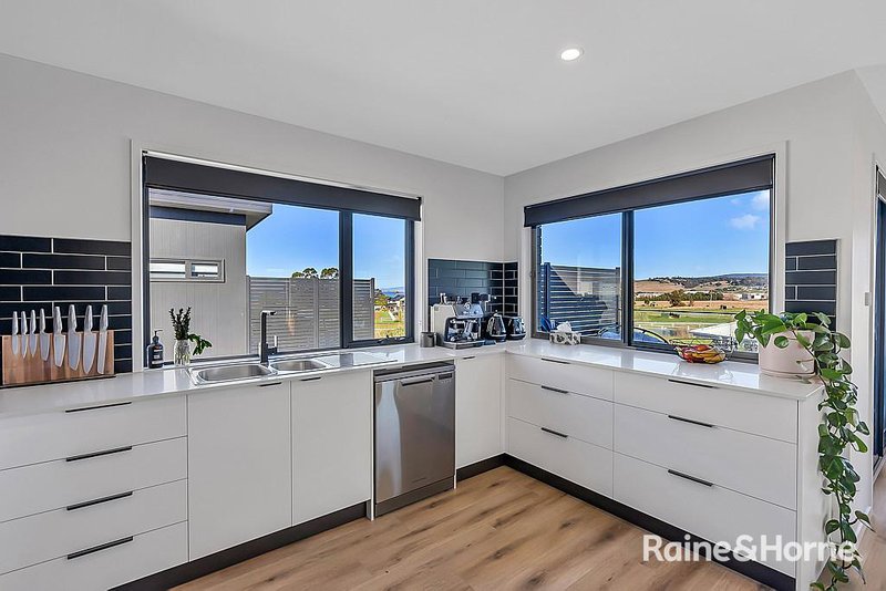 Photo - 1/11 Melner Place, Oakdowns TAS 7019 - Image 10