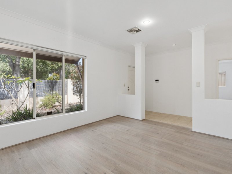 Photo - 1/11 Miller Street, Victoria Park WA 6100 - Image 19