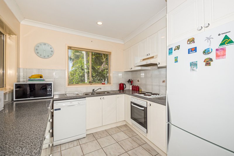 Photo - 1/11 Norrland Court, Banksia Beach QLD 4507 - Image 6