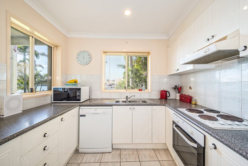 Photo - 1/11 Norrland Court, Banksia Beach QLD 4507 - Image 7