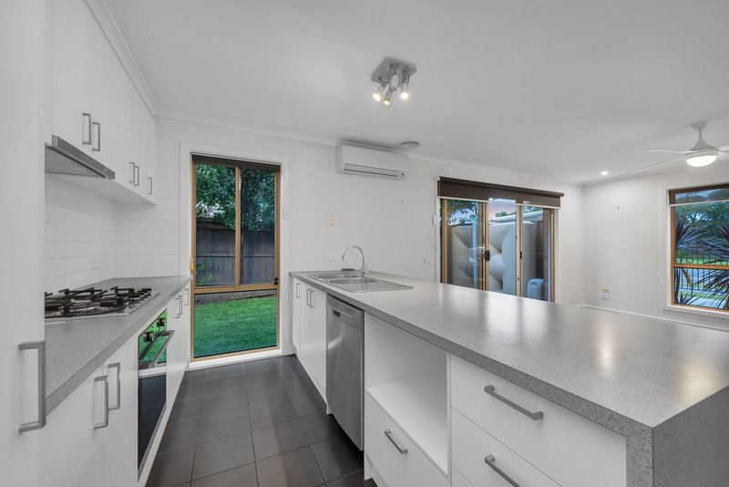 Photo - 1/11 Pakenham Road, Pakenham VIC 3810 - Image 3