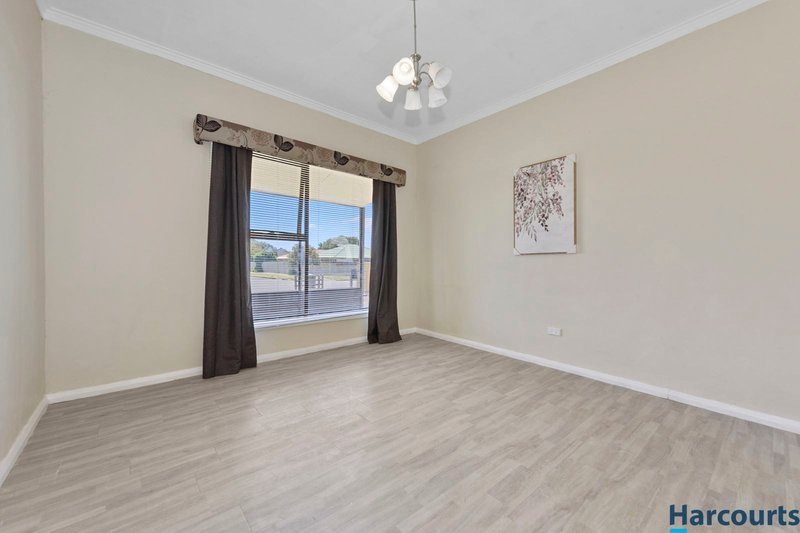 Photo - 111 Parker Street, Devonport TAS 7310 - Image 4