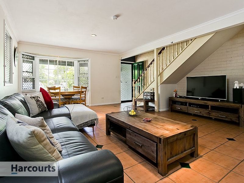 Photo - 1/11 Pepperina Place, Fitzgibbon QLD 4018 - Image 3