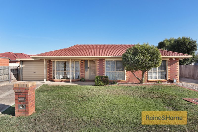 1/11 Phillip Street, Melton South VIC 3338